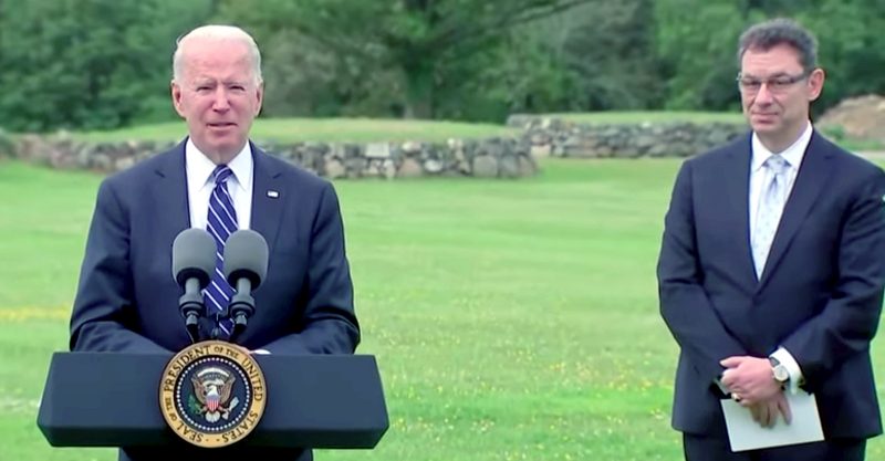 Hours after President Joe Biden called Pfizer CEO Albert Bourla a "good friend," Politico revealed that the pharmaceutical executive has been urging his employees to fight Democrats' plan to let Medicare directly negotiate prescription drug prices.