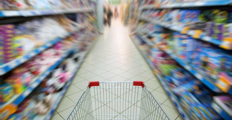 Los niños de tan solo 2 años son bombardeados con anuncios de comida rápida.